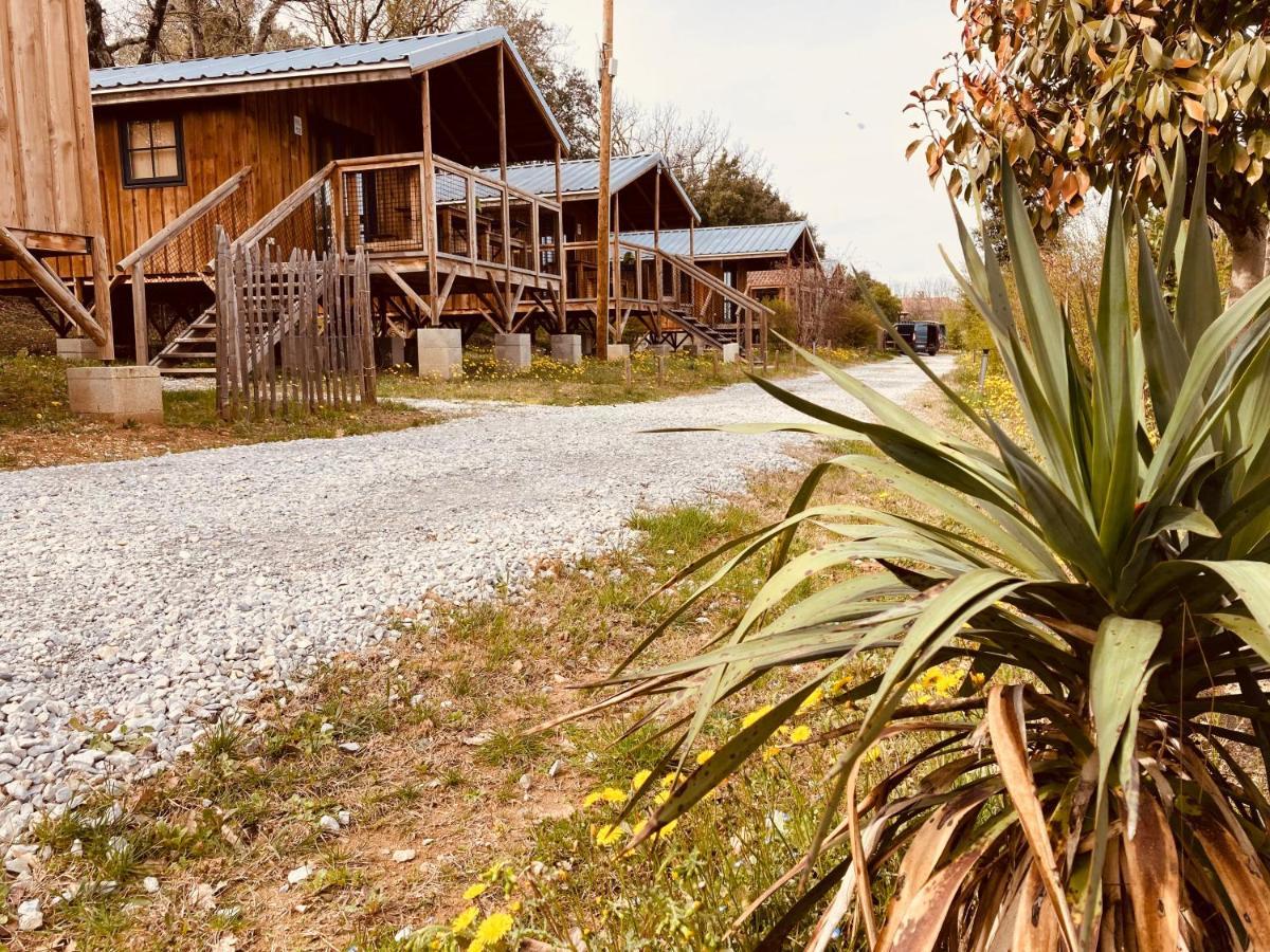 Grane Lodges Du Camping Les 4 Saisons מראה חיצוני תמונה